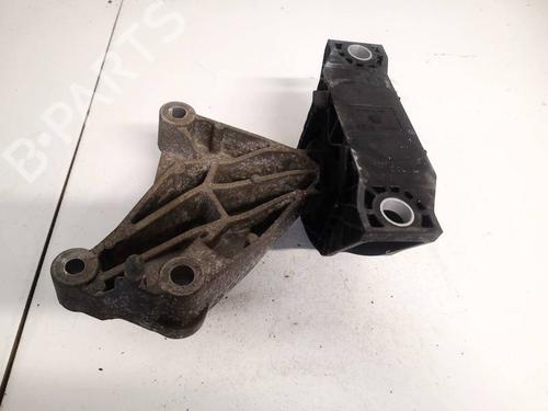 Engine mount MITSUBISHI L100 / MINICAB Platform/Chassis (U6_T) 0.6 | BP32610959M89