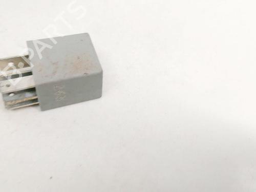 Electronic sensor OPEL VECTRA C (Z02) 2.2 DTI 16V (F69) | BP33083400M84 - Image 3