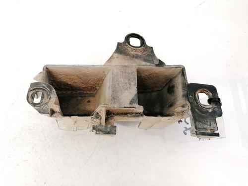 Bakfangerbrakett Bakfangerbrakett ROVER 75 (RJ) 2.0 CDT (115 hp) 35424772 35424772