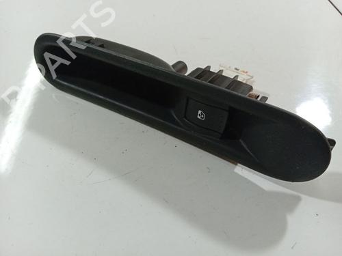 Used Switch RENAULT ESPACE IV (JK0/1_) 2.0 (JK0A, JK1D, JK0N) (170 hp) 32550718