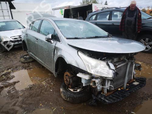 Used Parts TOYOTA AVENSIS Saloon (_T27_) 2.2 D-4D (ADT271_, ADT271R) (150 hp) 4471653