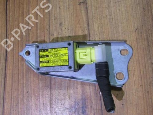 Used Electronic module Electronic module LEXUS IS I (_E1_) 200 (GXE10) (155 hp) 33480802 33480802