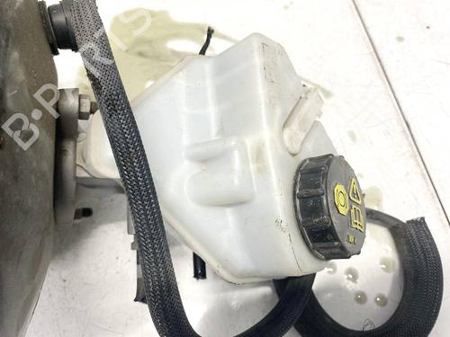 Used Brake fluid reservoir Brake fluid reservoir 35086789 35086789