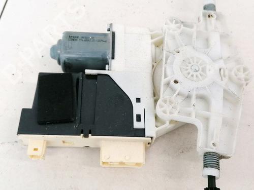 Used Right front window motor Right front window motor 35525582 35525582