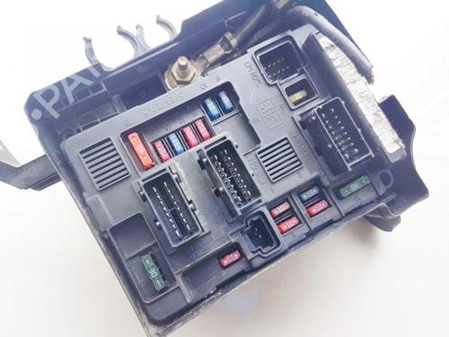 Used Fuse box Fuse box PEUGEOT 206 Hatchback (2A/C) 1.4 HDi eco 70 (68 hp) 33522771 33522771