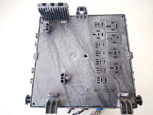 Used Fuse box Fuse box OPEL VECTRA C (Z02) 2.2 DTI 16V (F69) (125 hp) 33072937 33072937