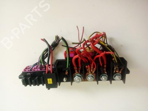 fuse-box-vw-passat-b55-3b3-2000-2001-2002-2003-2004-2005-33528087 main image