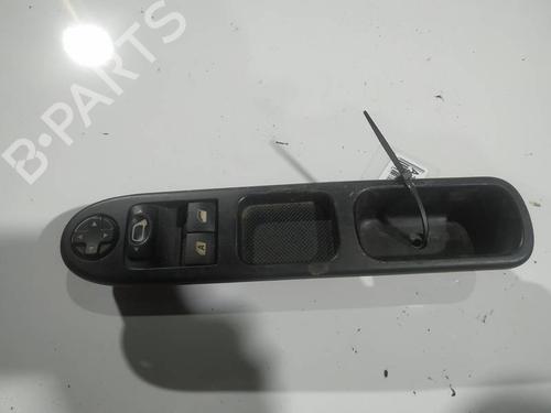 Used Switch Switch PEUGEOT 207 (WA_, WC_) 1.6 16V VTi (120 hp) 32540599 32540599