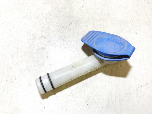 windscreen-washer-tank-vw-phaeton-3d1-3d2-3d3-3d4-3d6-3d7-3d8-3d9-2002-2003-2004-2005-2006-2007-2008-2009-2010-2011-2012-2013-2014-2015-2016-35875110 main image