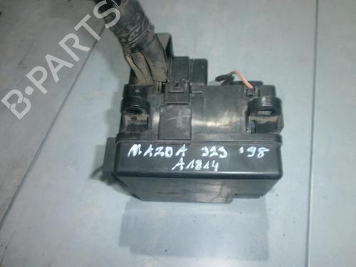 Used Fuse box Fuse box MAZDA 323 C IV (BG) 1.3 16V (BG3S) (73 hp) 33486177 33486177