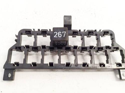 Used Fuse box Fuse box 37063380 37063380