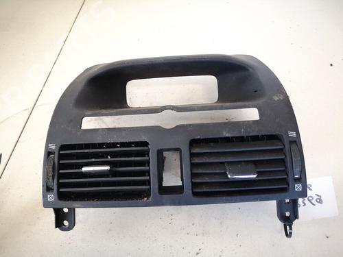 Used Air vent Air vent TOYOTA AVENSIS (_T25_) 2.2 D-CAT (ADT251_, ADT251R) (177 hp) 32915631 32915631