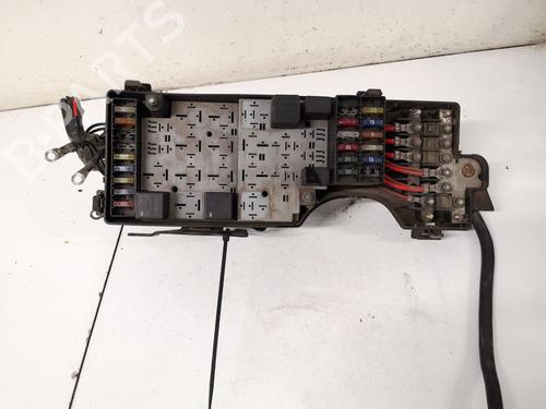 Used Fuse box Fuse box VOLVO S80 I (184) 2.9 (204 hp) 32889321 32889321