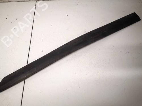 Used Rubber door seal Rubber door seal VW GOLF III (1H1) 1.9 TDI (90 hp) 34746497 34746497