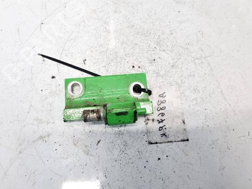 hingedoor-check-strap-vw-crafter-30-35-bus-2e_-2006-2007-2008-2009-2010-2011-2012-2013-2014-2015-2016-32584792 main image