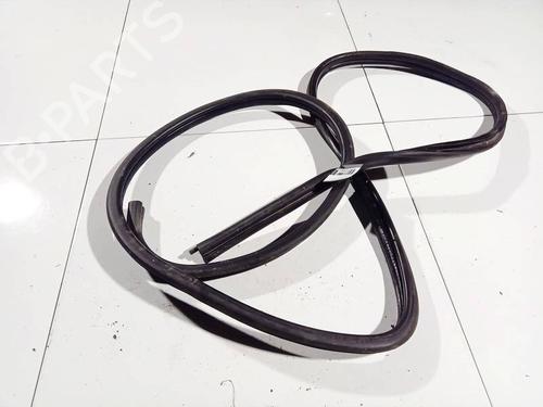 Gummiliste Gummiliste CITROËN BERLINGO / BERLINGO FIRST MPV (MF_, GJK_, GFK_) 1.6 HDI 75 (MF9HW, GJ9HWC, GF9HWC, GN9HWC) (75 hp) 35154614 35154614