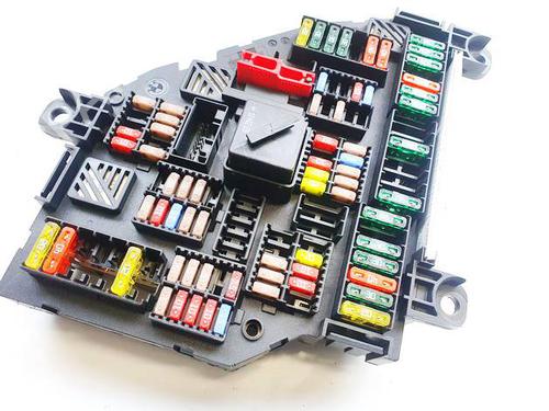 Fuse box MERCEDES-BENZ E-CLASS (W212) E 300 Hybrid / BlueTEC Hybrid (212.098) | BP32588177E1 