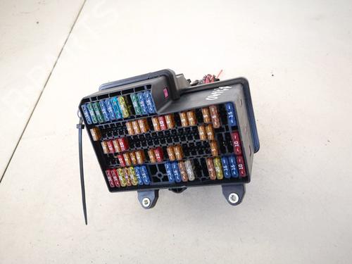 fuse-box-vw-phaeton-3d1-3d2-3d3-3d4-3d6-3d7-3d8-3d9-2002-2003-2004-2005-2006-2007-2008-2009-2010-2011-2012-2013-2014-2015-2016-32907162 main image