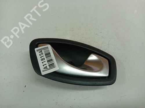 Used Rear right interior door handle Rear right interior door handle 39223413 39223413