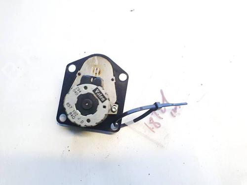 electronic-module-peugeot-607-9d-9u-2000-32931256 main image