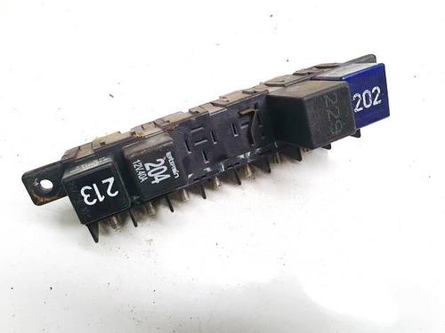 Used Fuse box Fuse box AUDI A6 C4 (4A2) 1.9 TDI (90 hp) 32543597 32543597