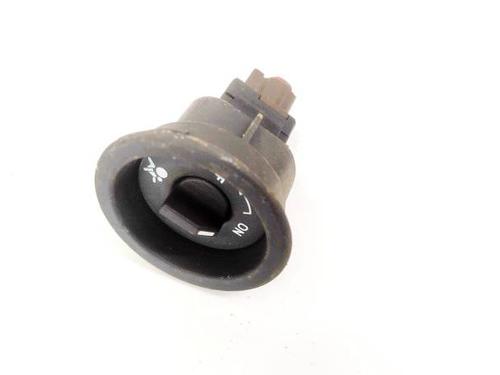 Used Switch DACIA SANDERO II 1.2 (75 hp) 32965125