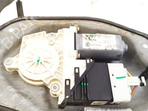 Used Right rear window motor Right rear window motor 34927362 34927362