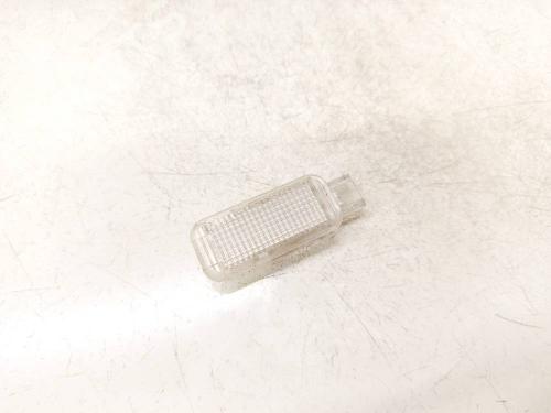 Used Interior roof light Interior roof light AUDI A6 C5 (4B2, 4B4) 2.5 TDI (155 hp) 40486032 40486032