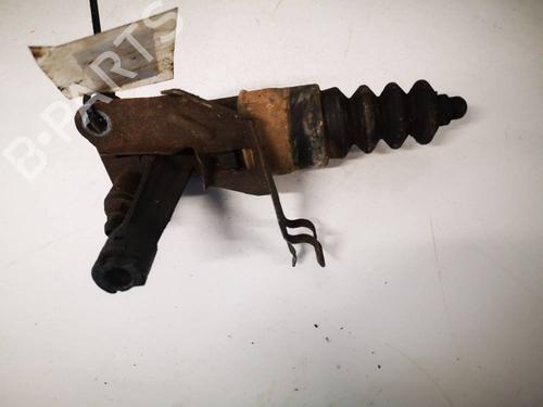 Used Clutch slave cylinder Clutch slave cylinder VW PASSAT B5 Variant (3B5) 1.9 TDI (90 hp) 34748181 34748181