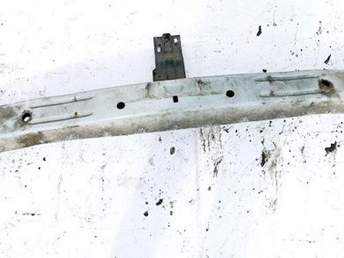 Used Front bumper reinforcement Front bumper reinforcement 35619700 35619700