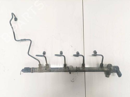 Used Injection rail Injection rail 35186858 35186858