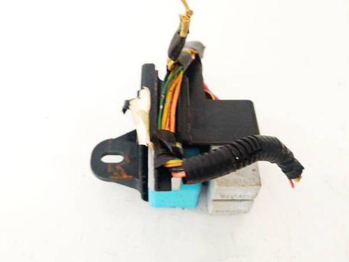 Used Fuse box Fuse box 38630553 38630553