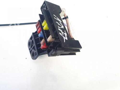 Used Fuse box Fuse box TOYOTA COROLLA Verso (ZER_, ZZE12_, R1_) 2.2 D-4D (AUR10_, AUR10R) (136 hp) 32893525 32893525