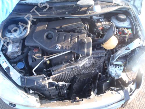 Fuse box PEUGEOT 206 SW (2E/K) 1.4 HDi | BP33479587E1  - Image 9