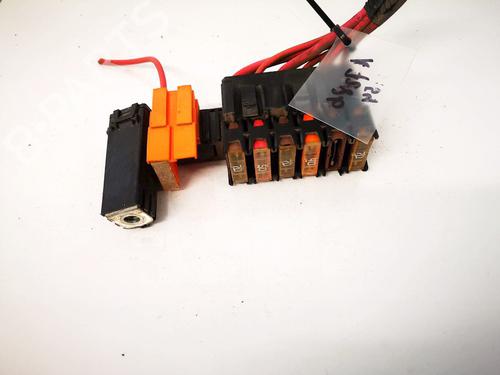 fuse-box-renault-scenic-ii-jm01_-2003-2004-2005-2006-2007-2008-2009-2010-32885029 main image