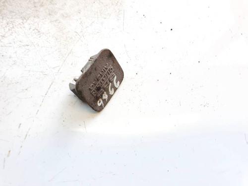 andre-nissan-primera-hatchback-p12-2002-35111813 main image