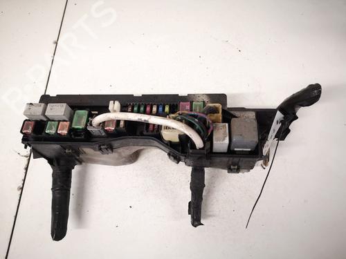 Used Fuse box Fuse box TOYOTA AVENSIS (_T25_) 2.0 D-4D (CDT250_, CDT250R) (116 hp) 32901447 32901447