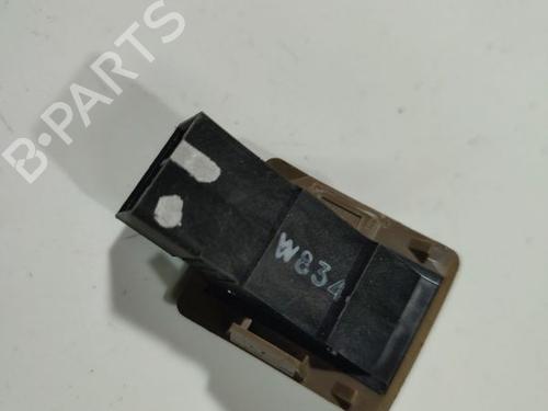 Used Interior roof light Interior roof light VOLVO V70 I (875, 876) 2.5 TDI (140 hp) 34914132 34914132