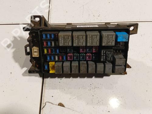 Used Fuse box Fuse box KIA SORENTO I (JC) 3.5 (194 hp) 33489578 33489578