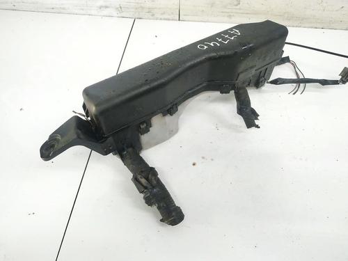 Used Fuse box Fuse box TOYOTA COROLLA Verso (_E12_) 2.0 D-4D (CDE120_, CDE120R) (90 hp) 32895655 32895655