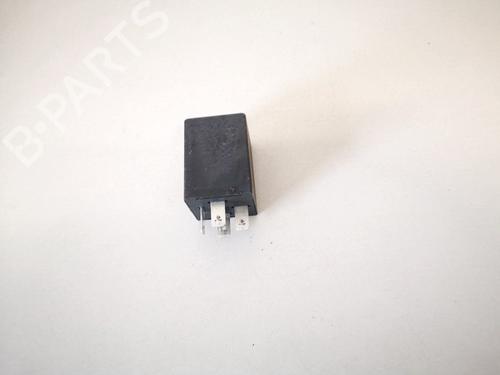 Electronic sensor AUDI 80 B4 Saloon (8C2) 2.0 E | BP32903230M84 - Image 2