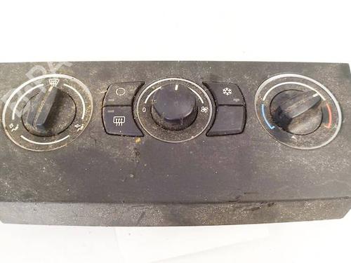 Used Climate control Climate control PEUGEOT 407 (6D_) 1.6 HDi 110 (6D9HZC, 6D9HYC) (109 hp) 34765119 34765119