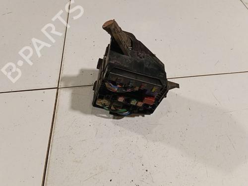 Used Fuse box Fuse box TOYOTA YARIS (_P9_) 1.5 (NCP91_, NCP91R) (109 hp) 33418701 33418701
