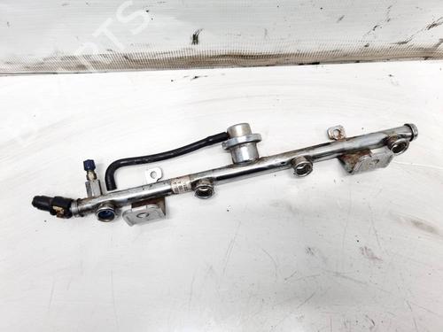 injection-rail-ford-mondeo-iii-b5y-2000-2001-2002-2003-2004-2005-2006-2007-34871804 main image