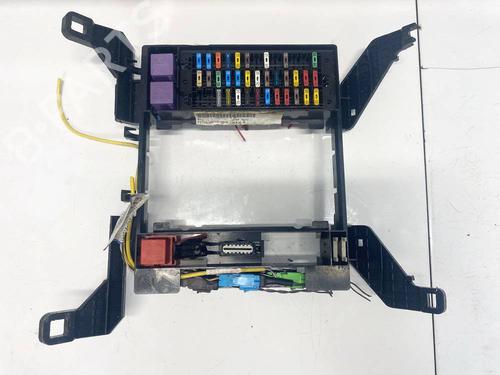 Used Fuse box Fuse box RENAULT ESPACE III (JE0_) 2.2 dCi (JE0K) (130 hp) 32583566 32583566