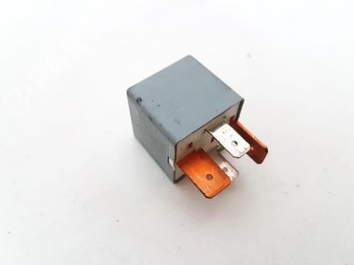Used Electronic sensor Electronic sensor VW POLO IV (9N_, 9A_) 1.4 TDI (75 hp) 33507529 33507529