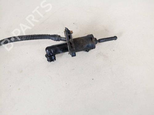 Used Clutch slave cylinder Clutch slave cylinder 35259221 35259221