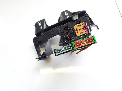 Used Fuse box SEAT EXEO (3R2) 2.0 TDI (143 hp) 32558905