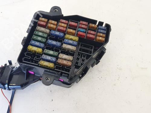 fuse-box-audi-a6-c5-4b2-4b4-1997-1998-1999-2000-2001-2002-2003-2004-2005-32881190 main image