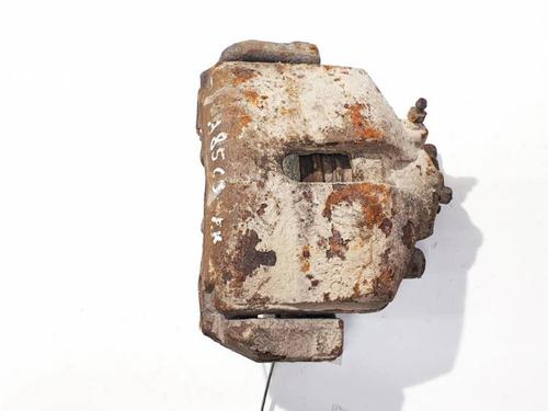 Used Right front brake caliper Right front brake caliper VW PASSAT B6 (3C2) 1.9 TDI (105 hp) 35353617 35353617